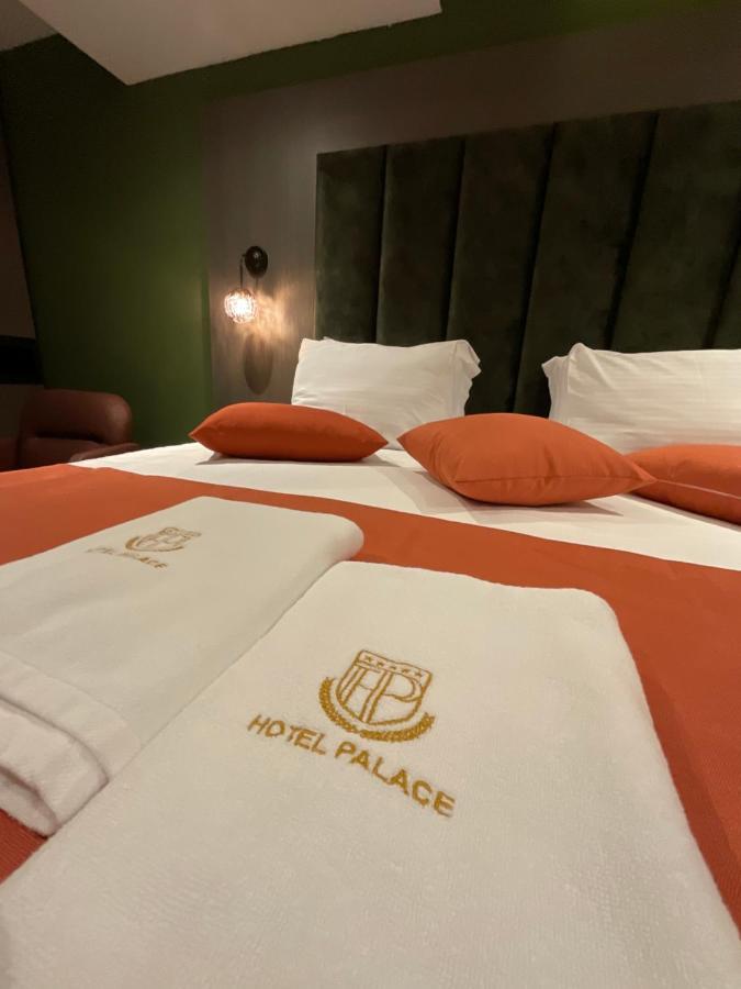 Palace Hotel & Spa Titova Mitrovica 外观 照片