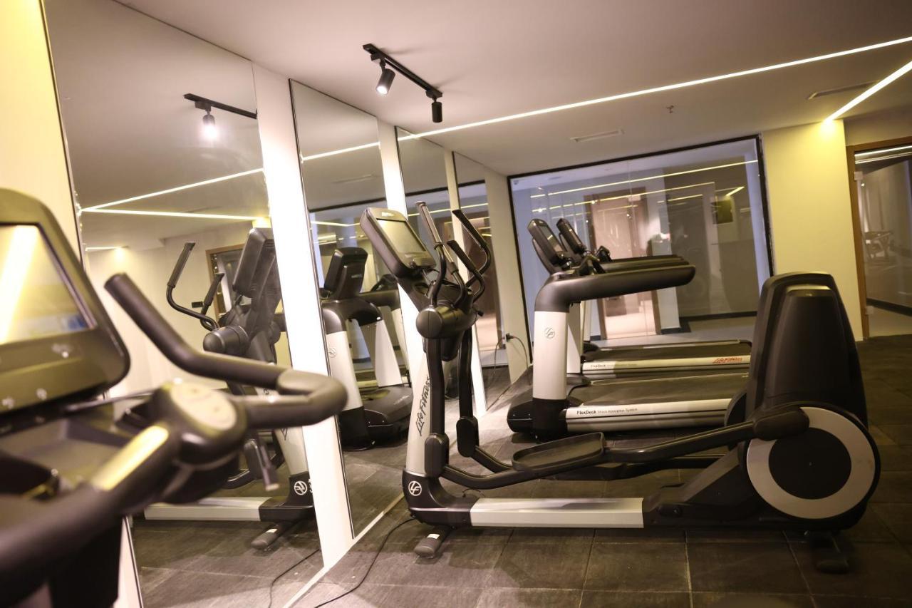Palace Hotel & Spa Titova Mitrovica 外观 照片