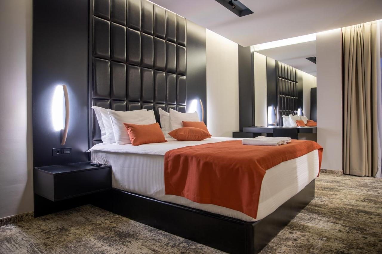 Palace Hotel & Spa Titova Mitrovica 外观 照片